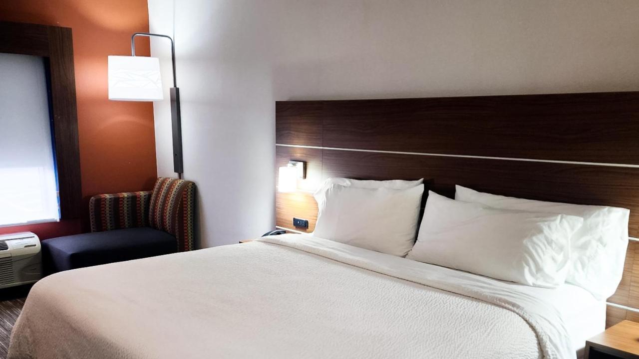Holiday Inn Express Hotel & Suites Chicago South Lansing By Ihg Esterno foto